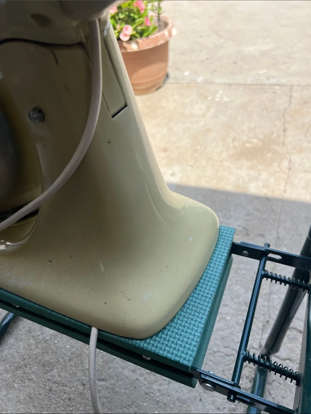 Vintage KitchenAid Tilt-Head Stand Mixer in Pale Yellow with Stainless Bowl